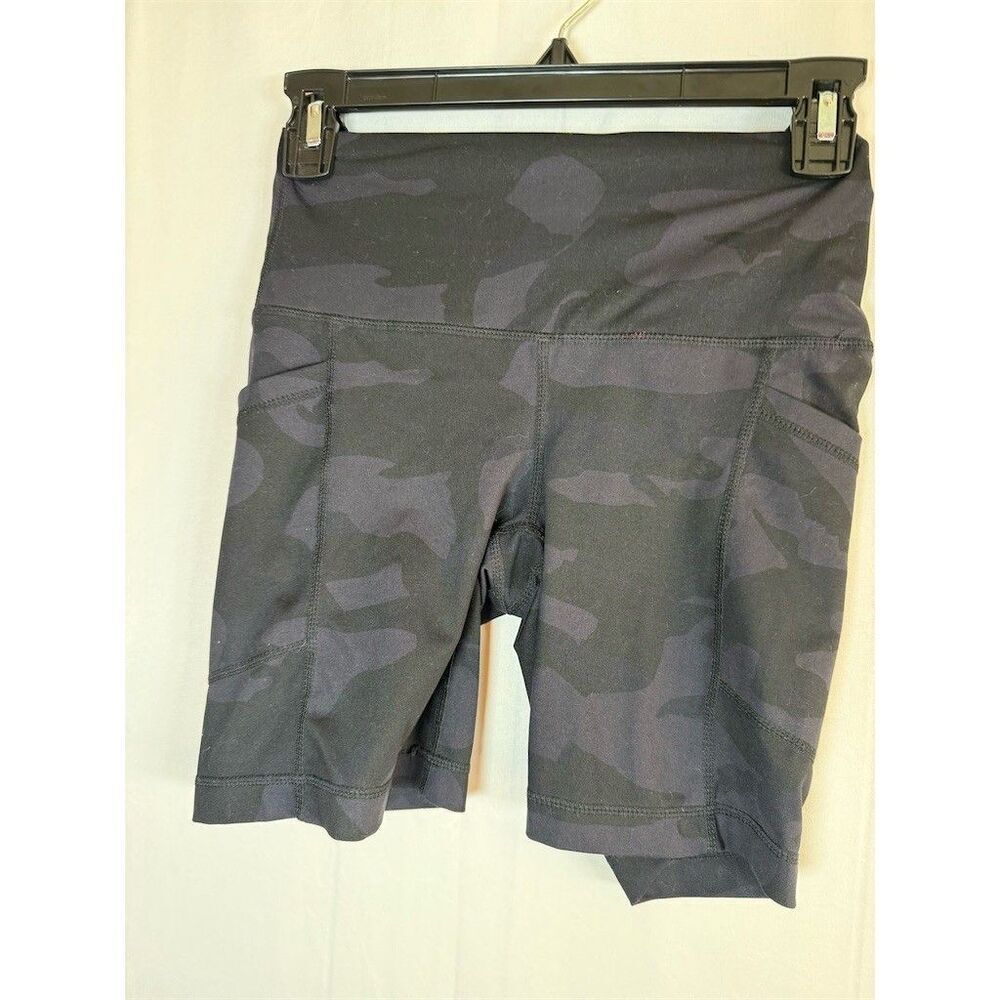 Yogalicious Biker Shorts Womens Size XS Black Camo High-Rise Side Pockets - Picture 2 of 7
